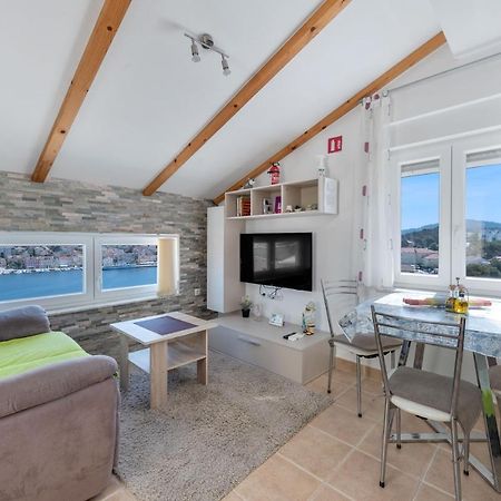 Apartments Joni Cikat Mali Lošinj Eksteriør billede