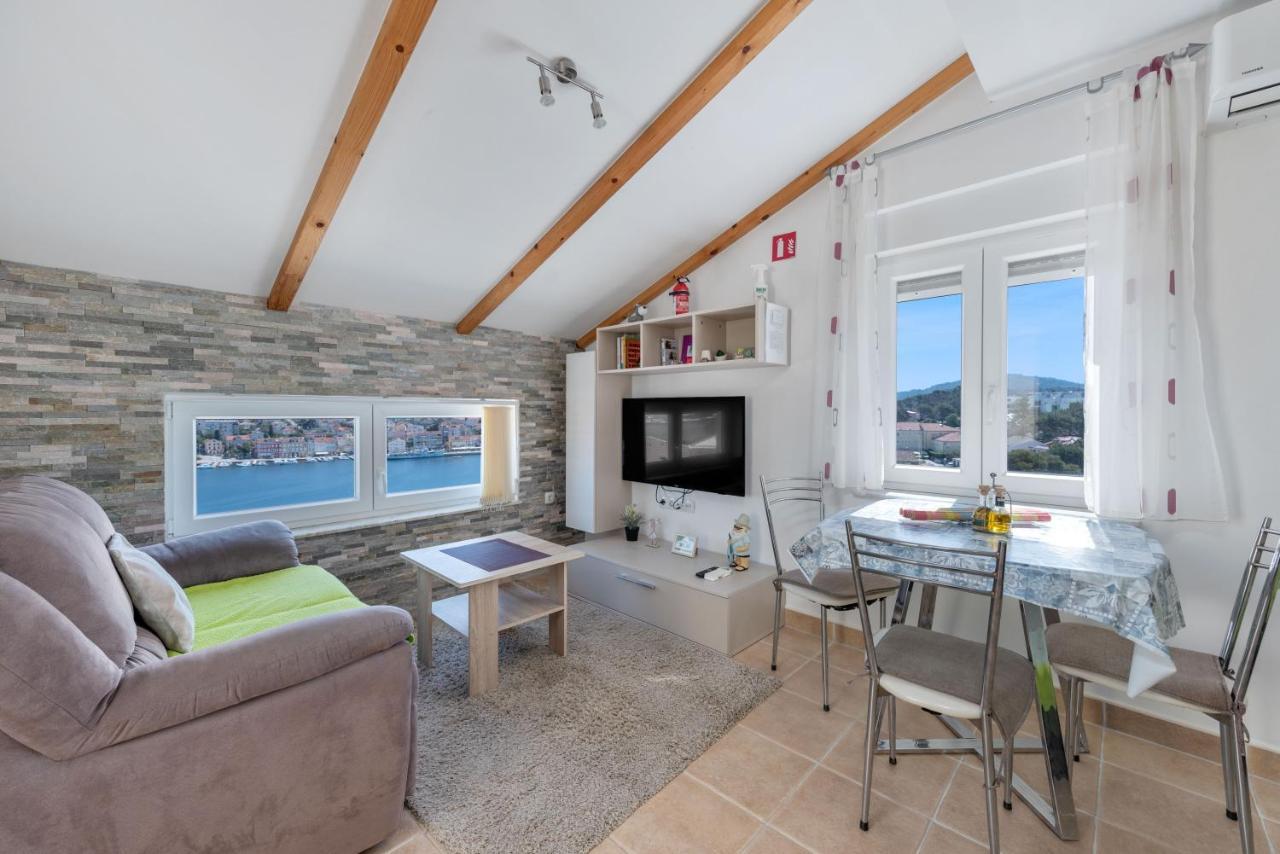 Apartments Joni Cikat Mali Lošinj Eksteriør billede
