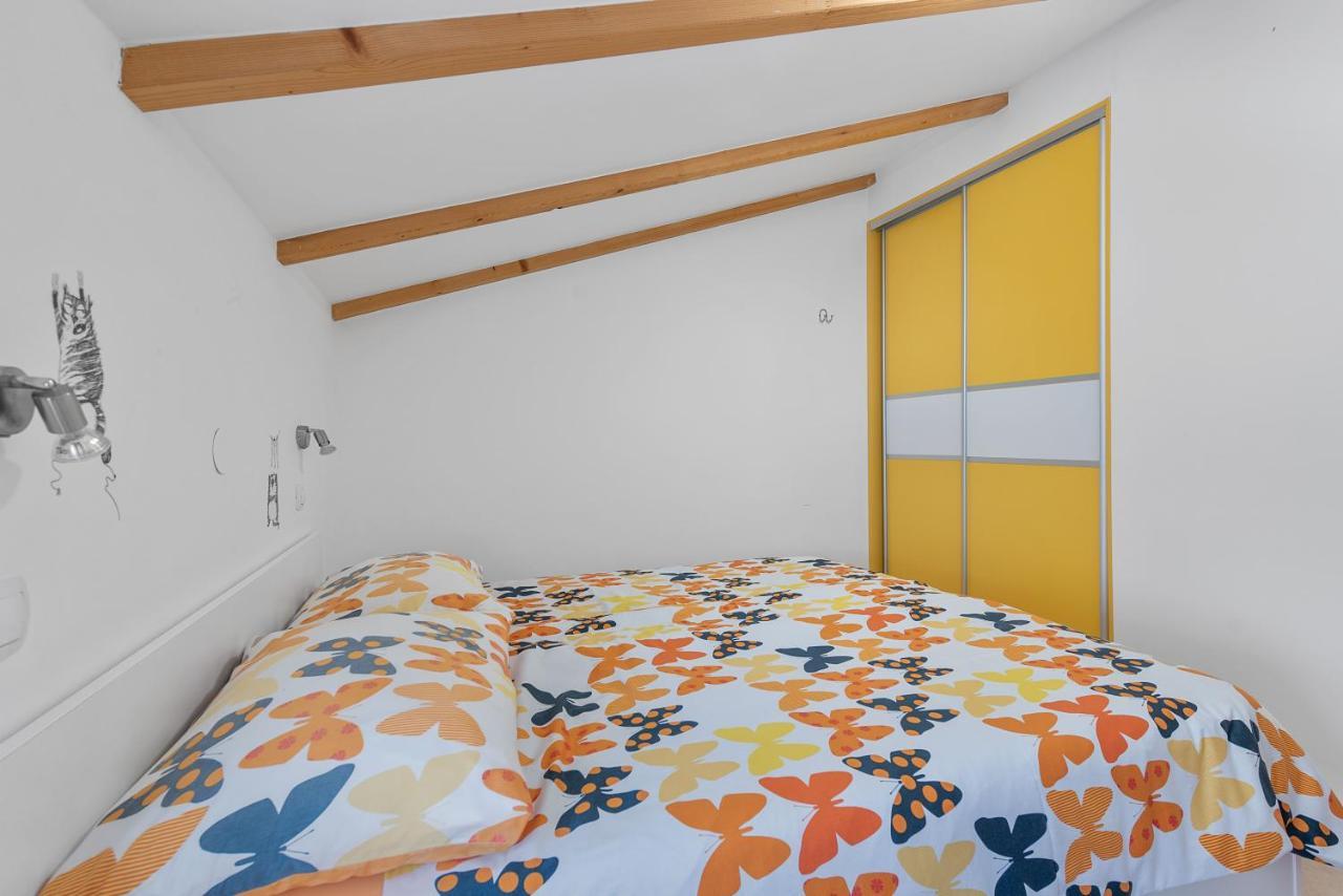 Apartments Joni Cikat Mali Lošinj Eksteriør billede