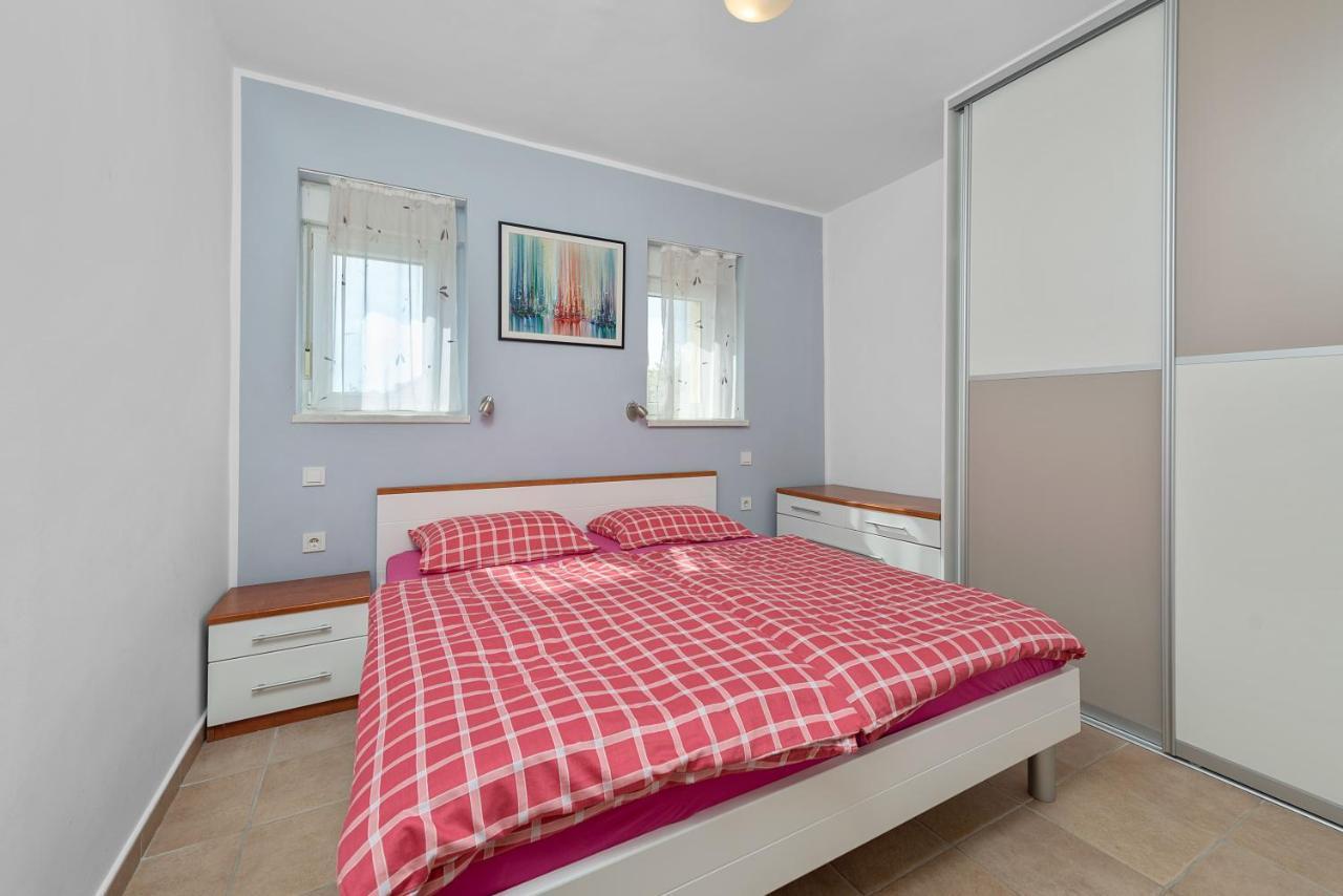 Apartments Joni Cikat Mali Lošinj Eksteriør billede