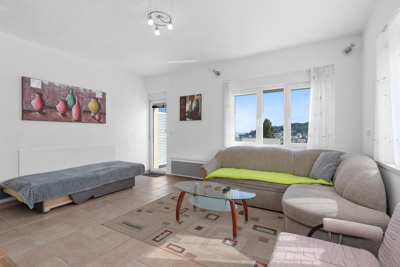 Apartments Joni Cikat Mali Lošinj Eksteriør billede