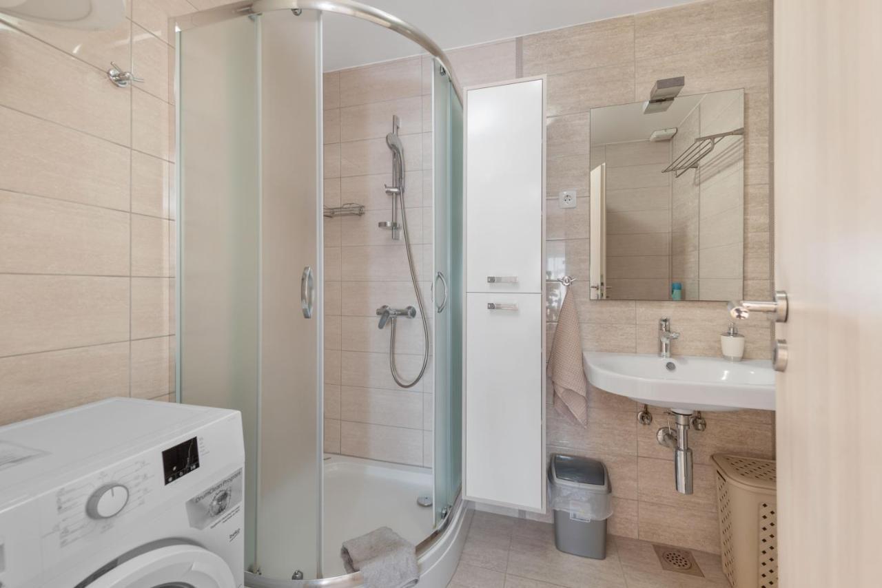 Apartments Joni Cikat Mali Lošinj Eksteriør billede