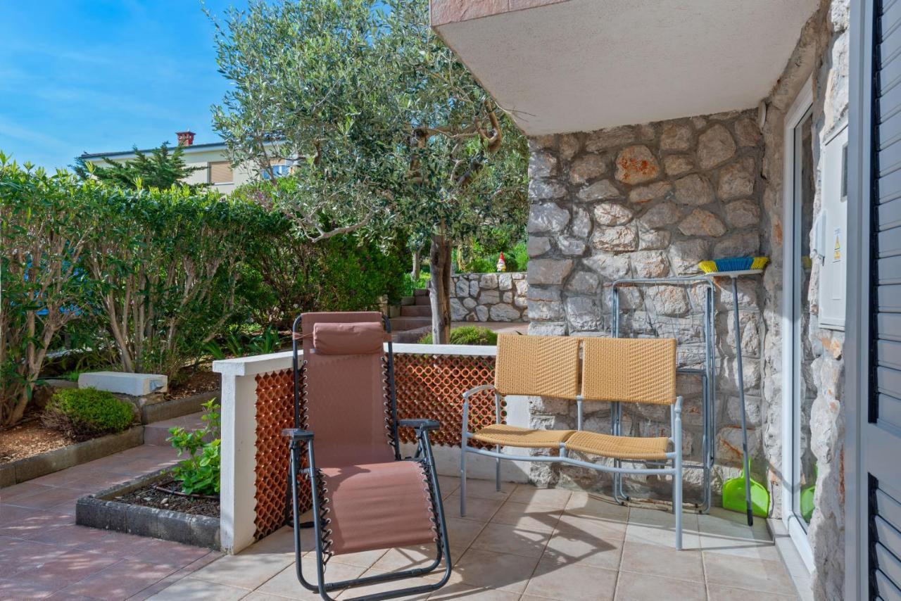 Apartments Joni Cikat Mali Lošinj Eksteriør billede