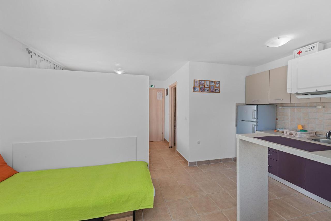 Apartments Joni Cikat Mali Lošinj Eksteriør billede